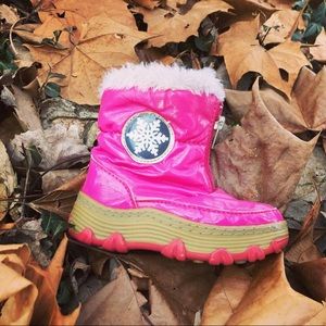 Hot Pink Baby Bass Snow Boots